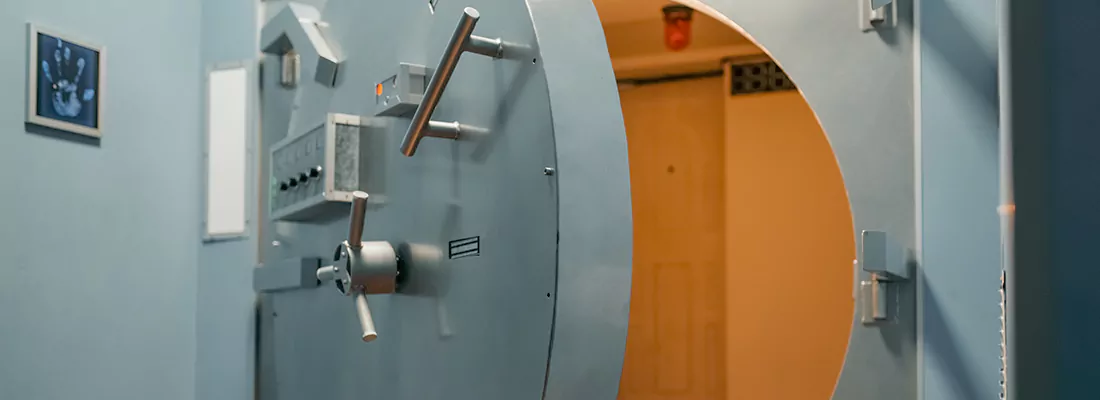 Vault and Safe locksmith services in Brandon, FL